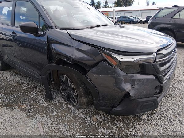 2025 SUBARU FORESTER Base Plus
