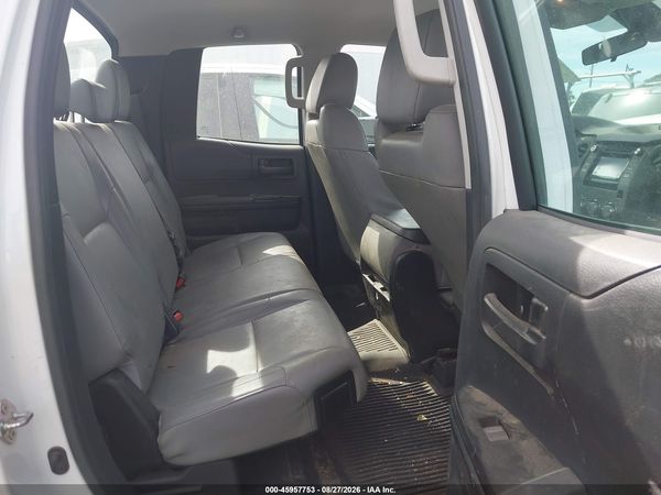 2018 TOYOTA TUNDRA SR 5.7L V8