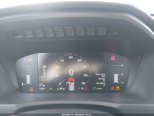 2018 VOLVO XC90 T5 MOMENTUM