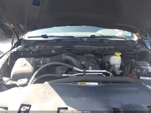 2017 RAM 1500 EXPRESS  4X4 5'7 BOX