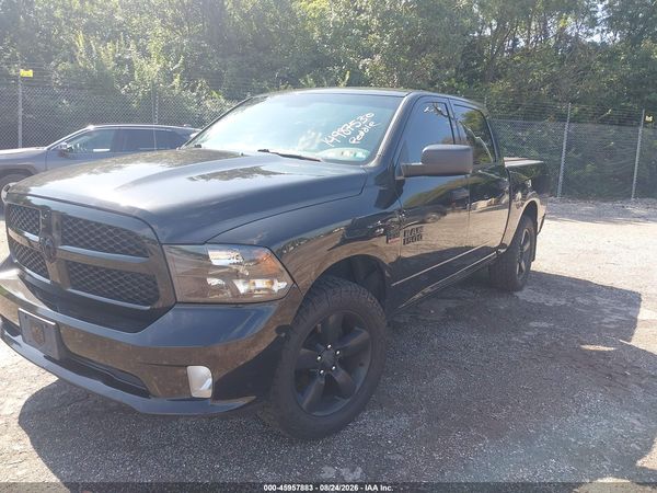 2017 RAM 1500 EXPRESS  4X4 5'7 BOX