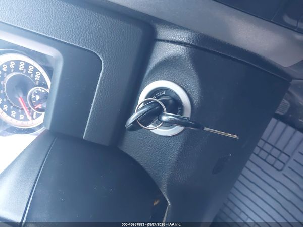 2017 RAM 1500 EXPRESS  4X4 5'7 BOX