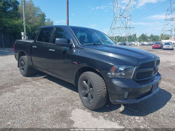2017 RAM 1500 EXPRESS  4X4 5'7 BOX