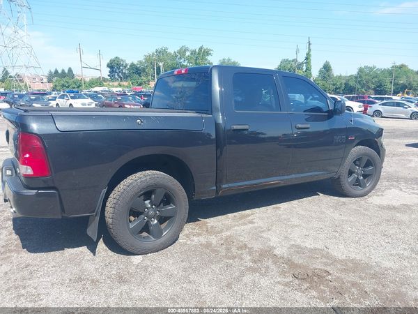 2017 RAM 1500 EXPRESS  4X4 5'7 BOX