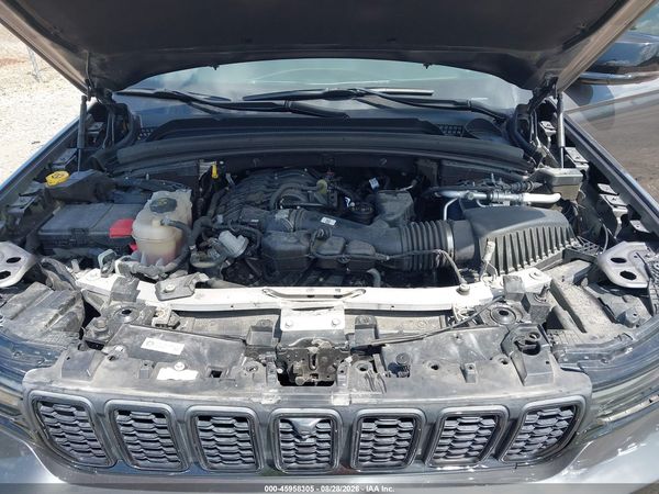 2024 JEEP GRAND CHEROKEE L LIMITED 4X4 — I10