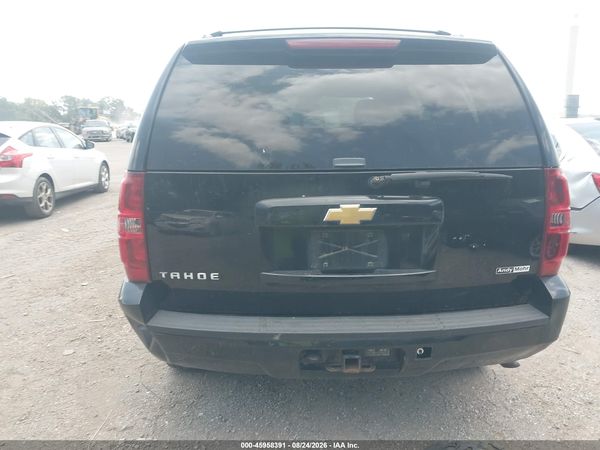 2013 CHEVROLET TAHOE LS — I6