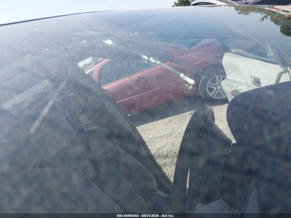 2013 TOYOTA SIENNA XLE V6 8 PASSENGER