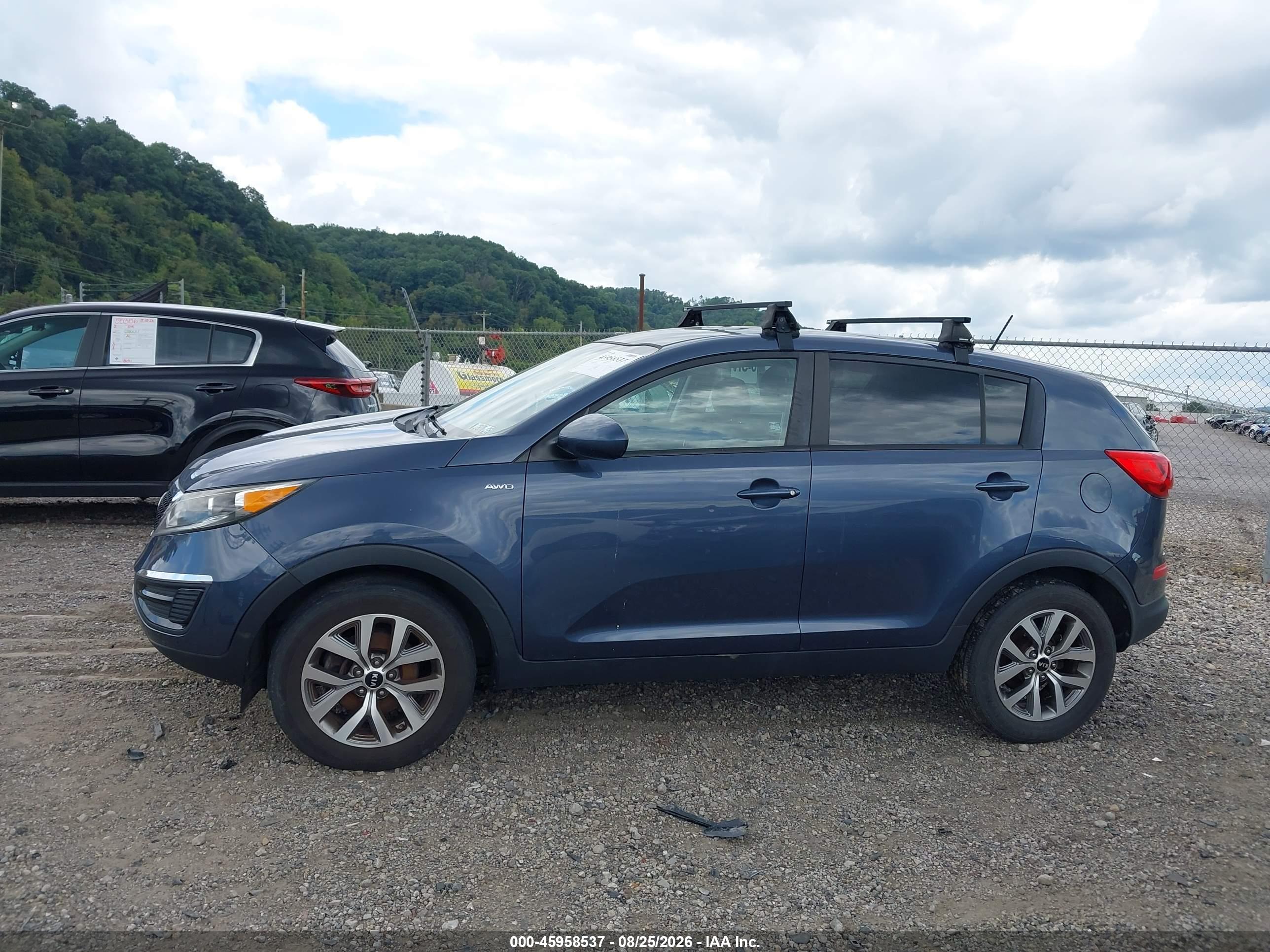 2016 KIA SPORTAGE LX