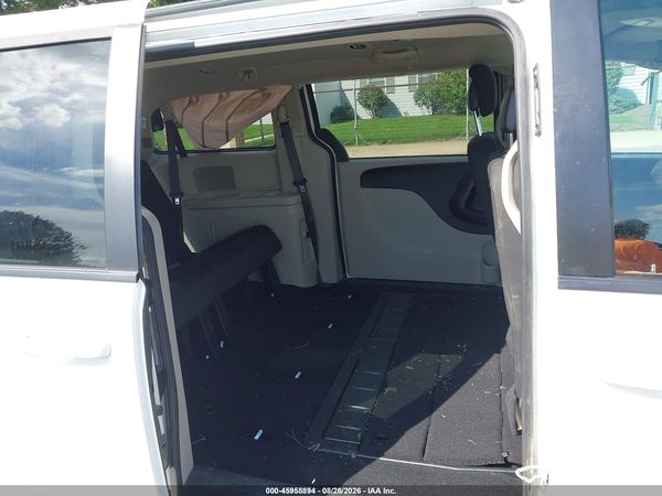 2017 DODGE GRAND CARAVAN SE — I8