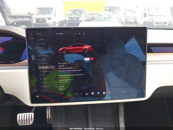 2023 TESLA MODEL S — I132