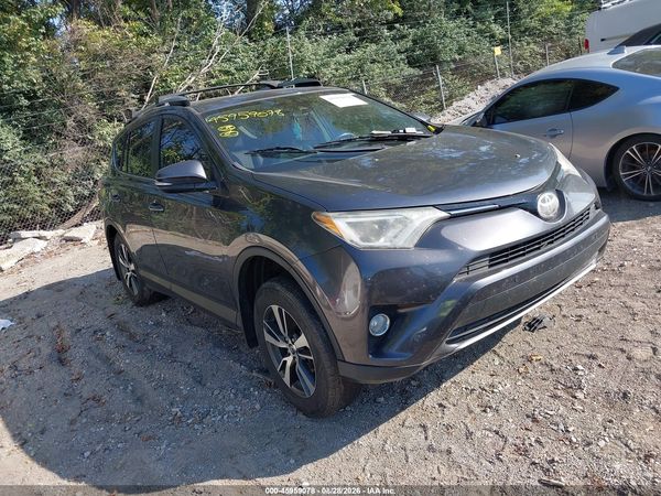 2017 TOYOTA RAV4 XLE — I1