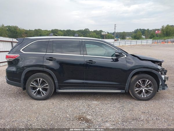 2016 TOYOTA HIGHLANDER XLE V6