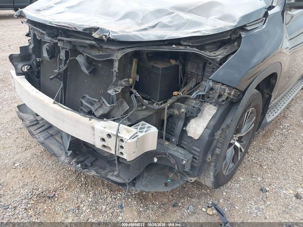 2016 TOYOTA HIGHLANDER XLE V6