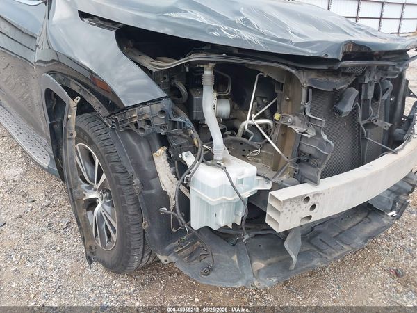 2016 TOYOTA HIGHLANDER XLE V6