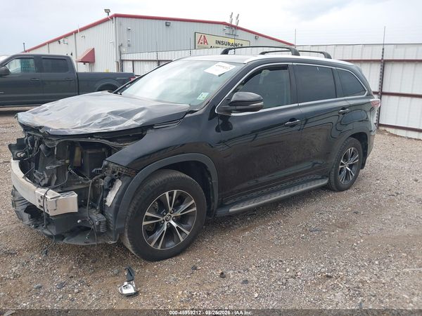 2016 TOYOTA HIGHLANDER XLE V6