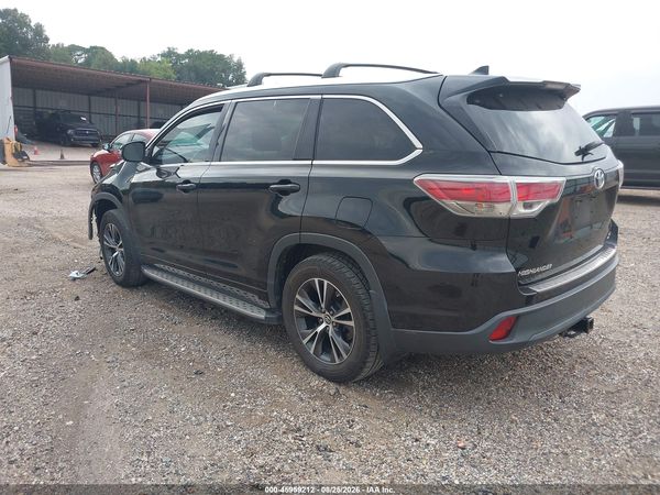 2016 TOYOTA HIGHLANDER XLE V6