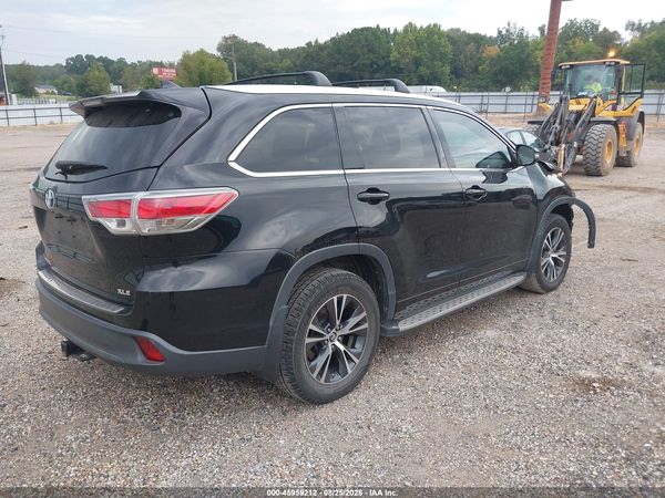 2016 TOYOTA HIGHLANDER XLE V6