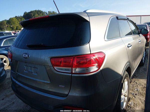 2017 KIA SORENTO 2.4L LX