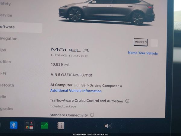 2025 TESLA MODEL 3 — I7