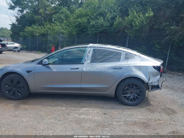 2025 TESLA MODEL 3 — I117