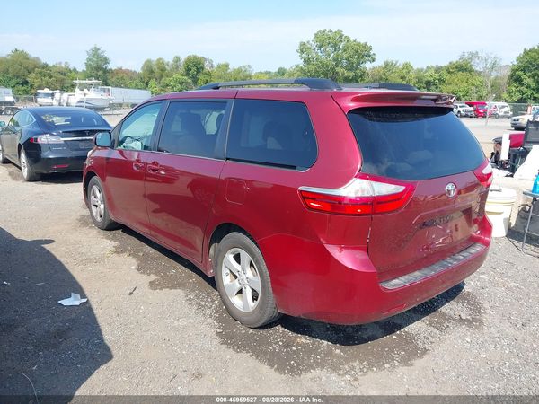 2015 TOYOTA SIENNA LE 8 PASSENGER — I3