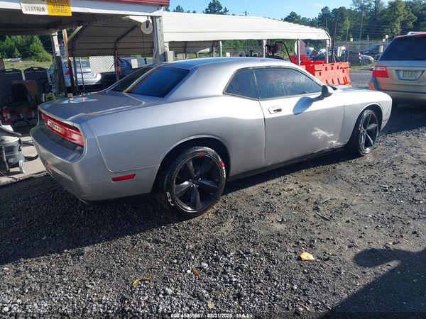 2014 DODGE CHALLENGER SXT