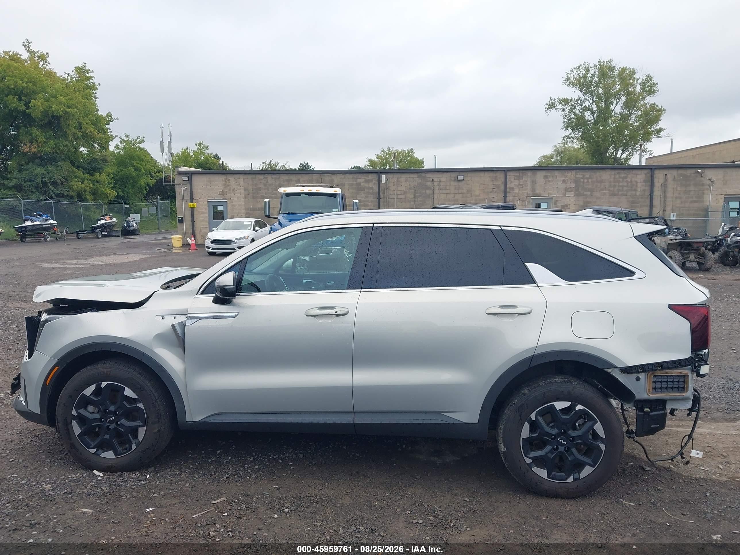2026 KIA SORENTO S