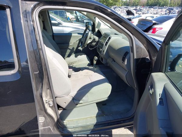 2018 NISSAN FRONTIER SV