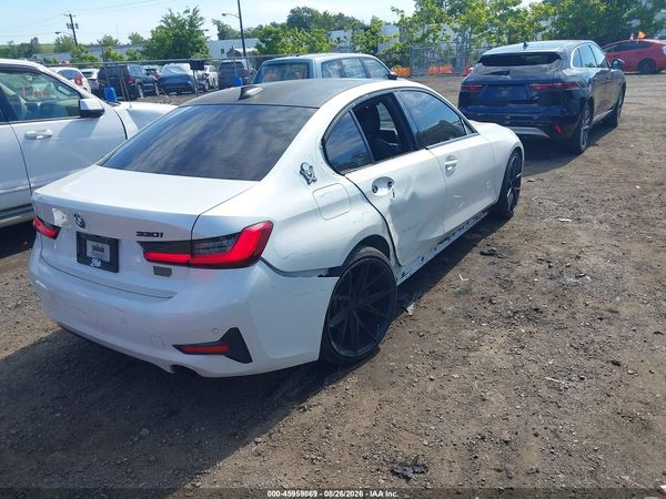 2019 BMW 330I — I4