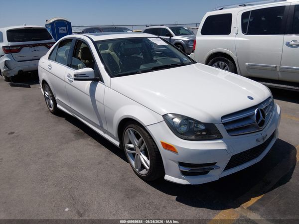 2013 MERCEDES-BENZ C 250 SPORT