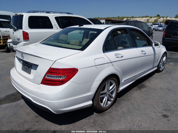 2013 MERCEDES-BENZ C 250 SPORT