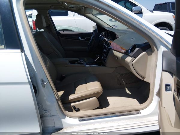 2013 MERCEDES-BENZ C 250 SPORT