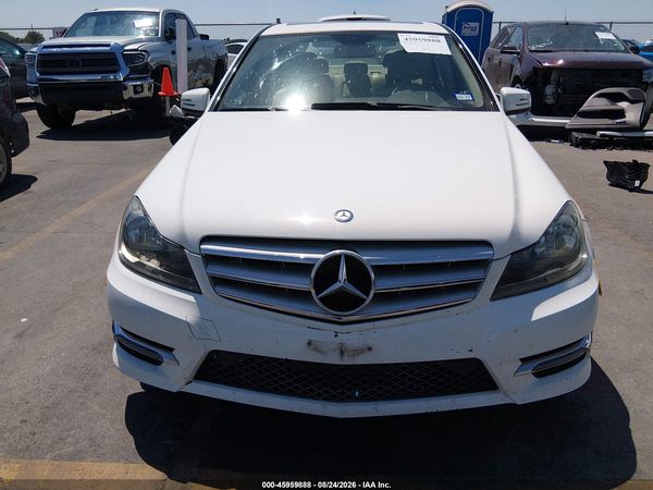 2013 MERCEDES-BENZ C 250 SPORT