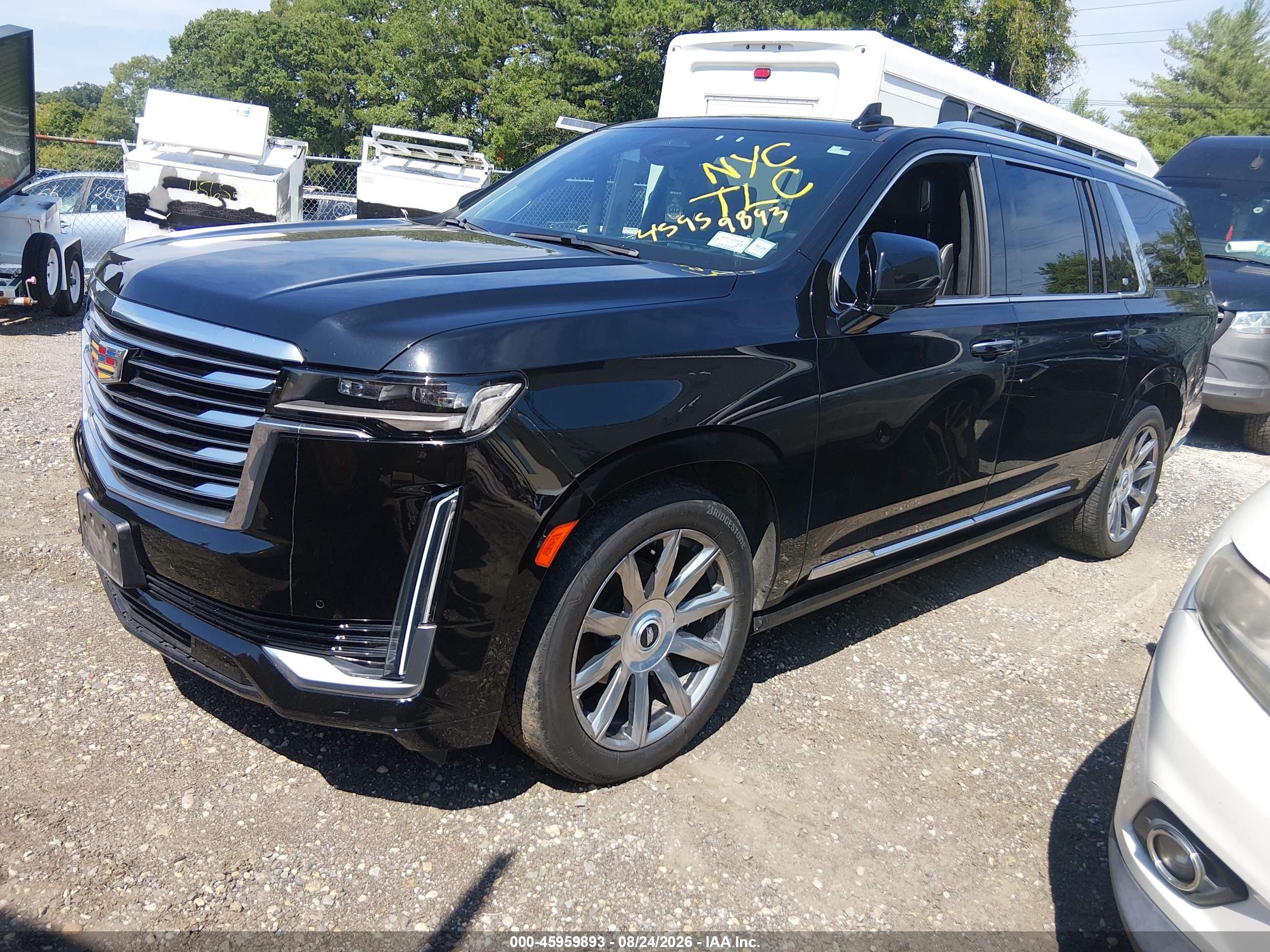 2024 CADILLAC ESCALADE ESV — I2