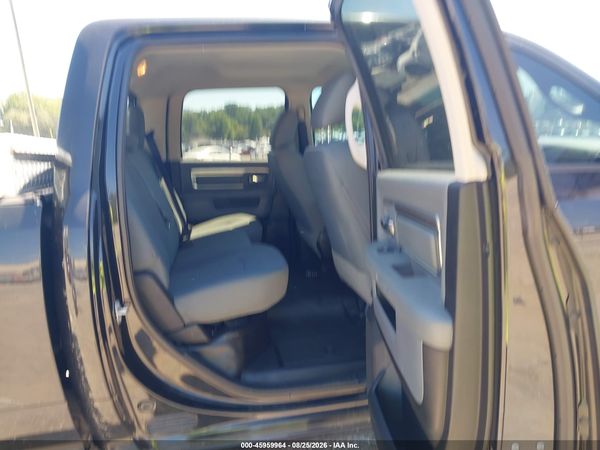 2018 RAM 2500 SLT  4X4 6'4 BOX