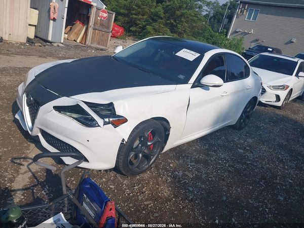 2018 ALFA ROMEO GIULIA — I2