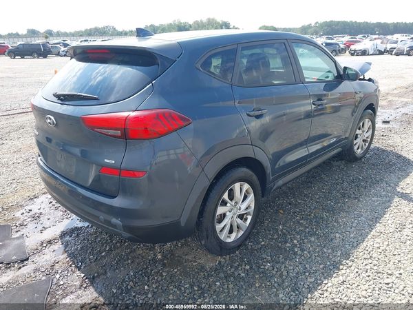 2020 HYUNDAI TUCSON SE
