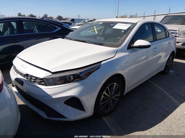 2023 KIA FORTE LXS — I2