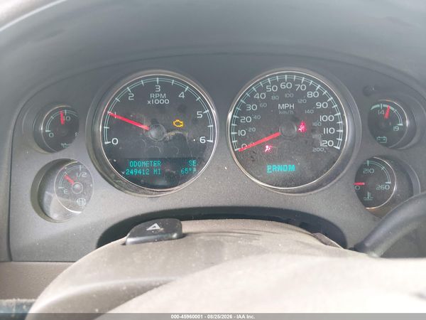 2013 CHEVROLET TAHOE LT — I7