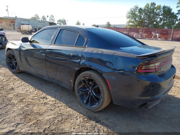2018 DODGE CHARGER SXT RWD — I3