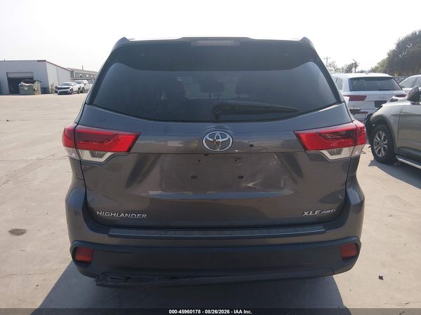 2019 TOYOTA HIGHLANDER XLE — I119