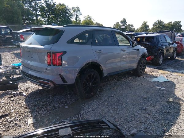 2022 KIA SORENTO SX — I4