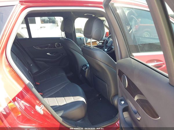 2018 MERCEDES-BENZ GLC 300 4MATIC — I8