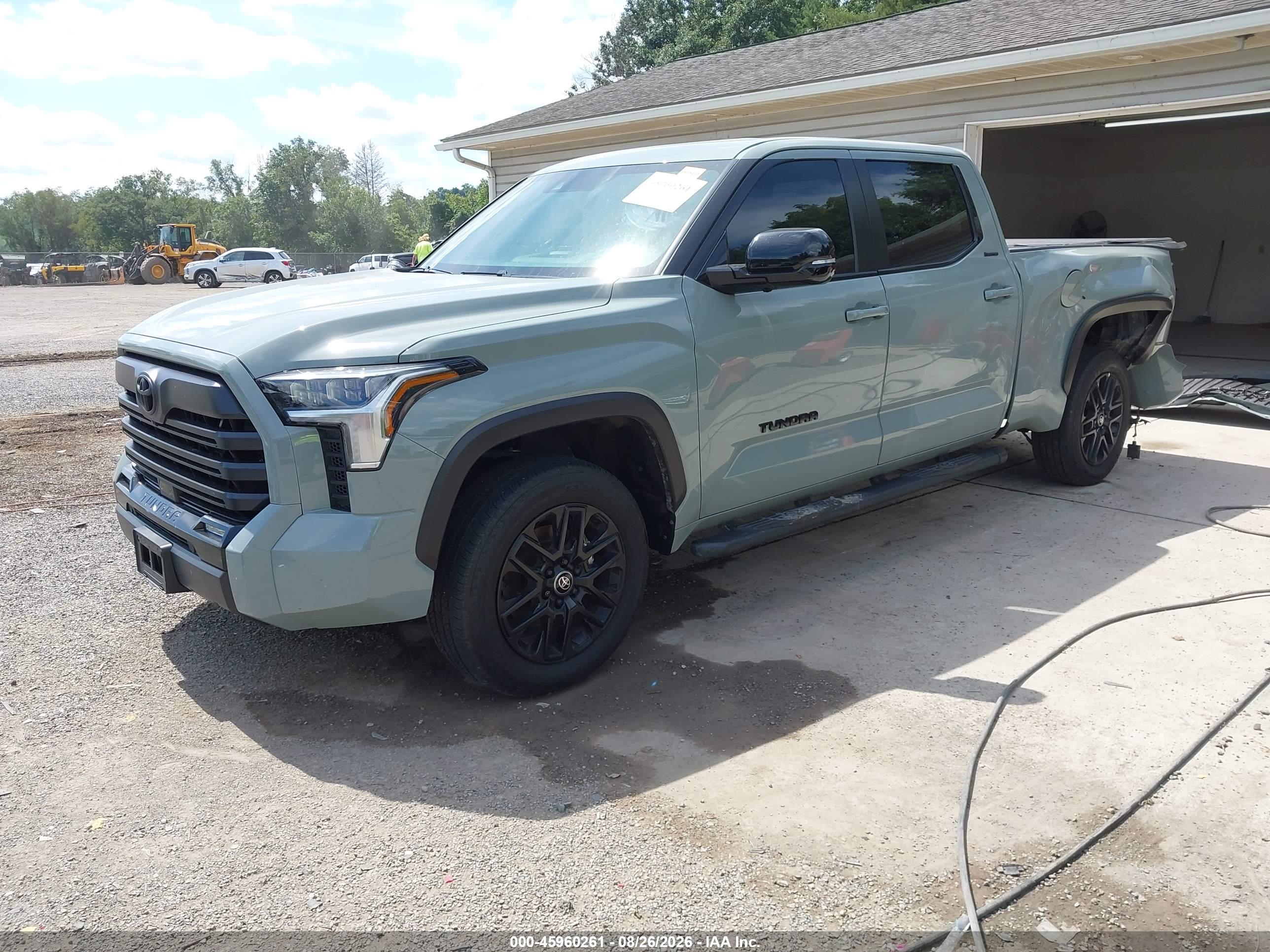2026 TOYOTA TUNDRA LIMITED CREWMAX 6.5' BED — I2