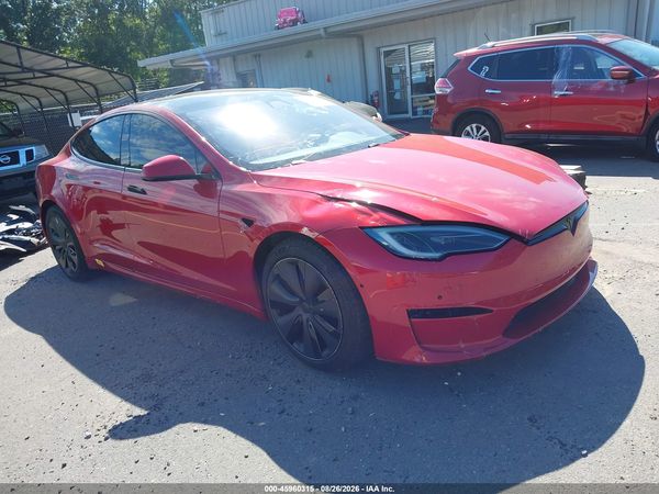 2022 TESLA MODEL S — I1