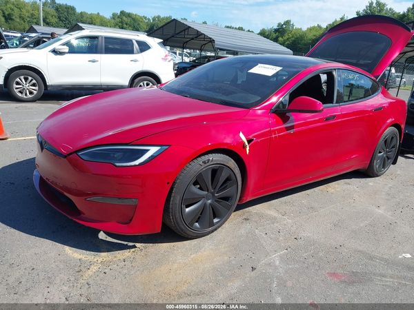 2022 TESLA MODEL S — I2