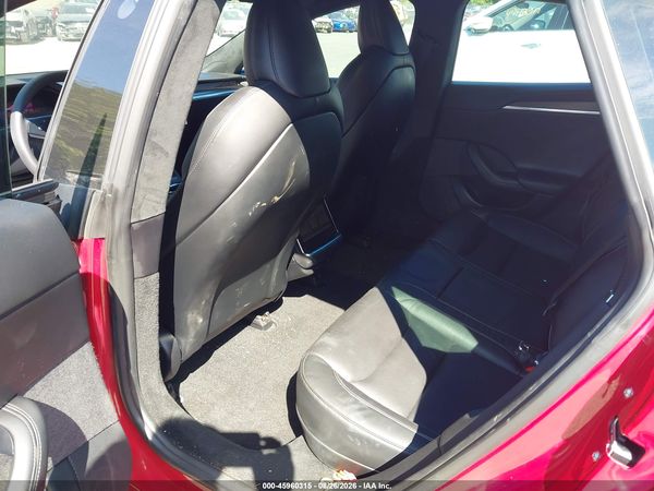 2022 TESLA MODEL S — I8