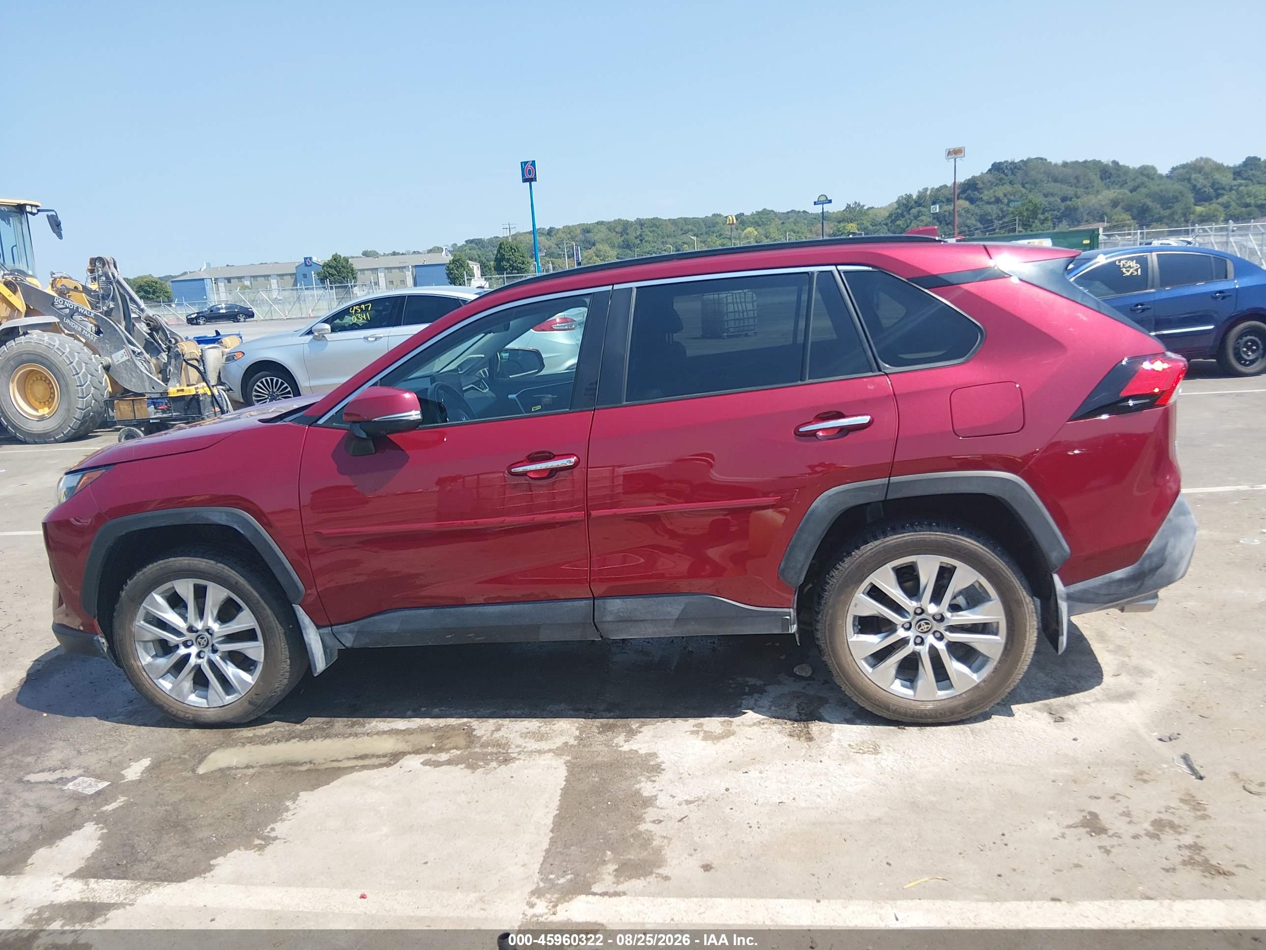 2025 TOYOTA RAV4 LIMITED