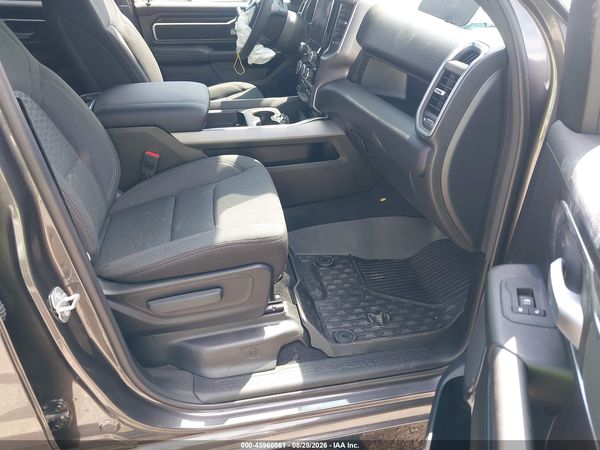 2026 RAM 1500 BIG HORN  4X4 5'7 BOX — I5