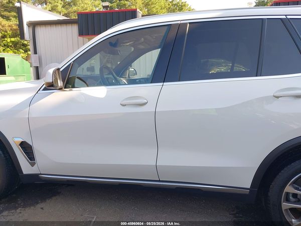 2024 BMW X5 XDRIVE40I